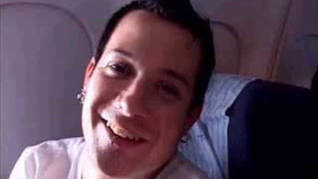 David Desrosiers (Simple Plan) VS. Frank Iero (My Chemical Romance) смотреть онлайн