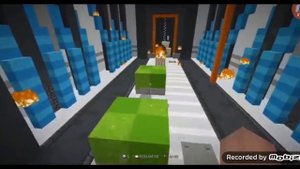 Нуб и Про проходят невероятный паркур в Minecraft. Про обещал не орать, но он не сдержался и заорал