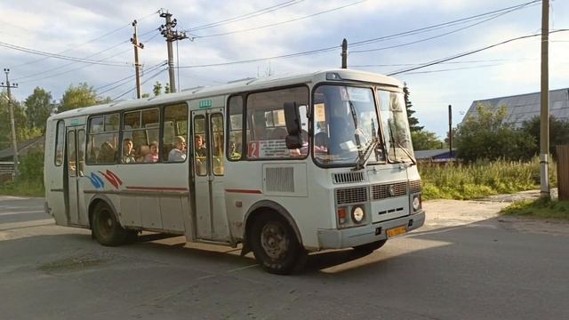 Автобус ПАЗ-4234 на улице Свердлова в Шарье (21.07.2024)