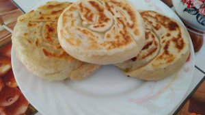 Лепешки луковые