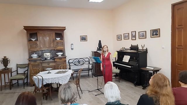 В нашем старом саду. Поёт Валентина Щебенькова смотреть онлайн