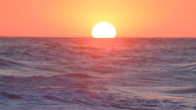 vecteezy_landscape-with-sunset-in-the-sea-or-ocean_4191942 смотреть онлайн