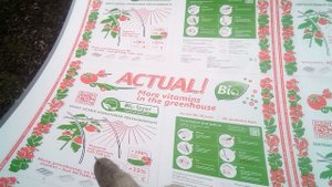 Утепляю и закрываю загон для кур.