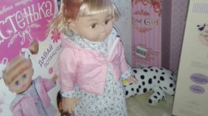 Настенька. Кукла интерактивная. Умеет разговаривать и двигаться