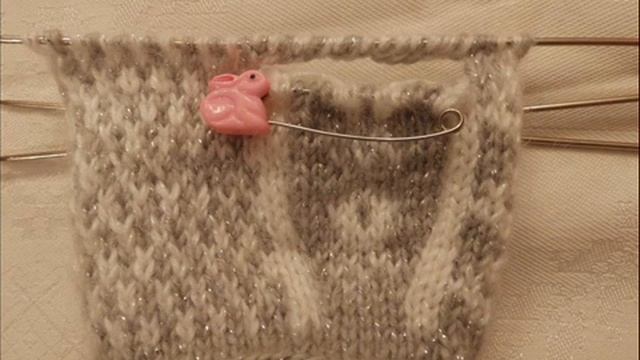 Вязание ( варежки _норвежским узором_ ) [get-save.com] смотреть онлайн