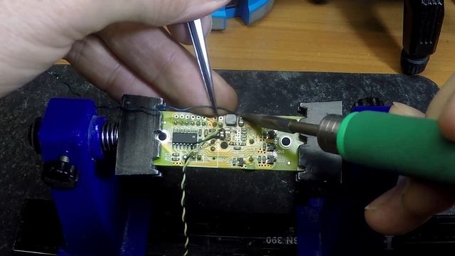 Лазерный уровень. Замена микросхемы BYJ30B на готовый модуль MP1584.