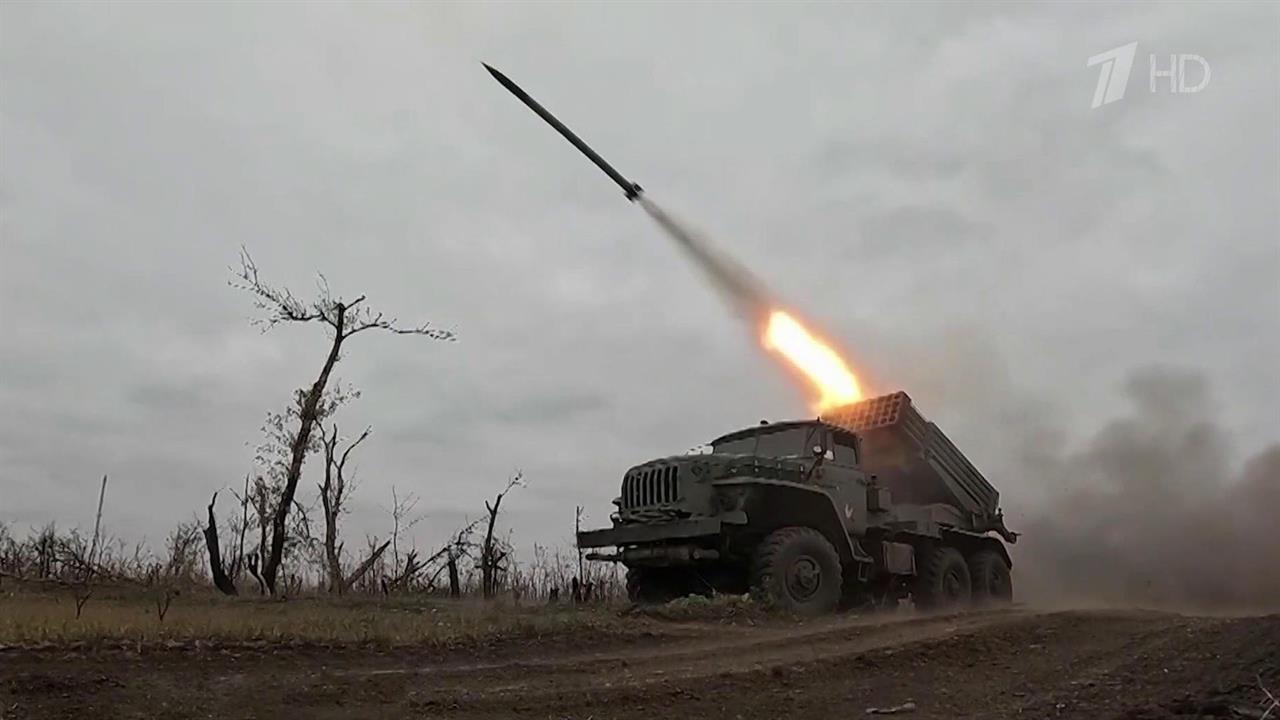 Положение на ключевых участках фронта улучшили группировки войск "Центр", "Юг", "Запад" и "Восток"