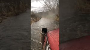 по реке на ниве