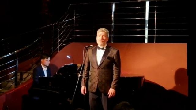 Clips from Yuri Sabatini's show "My Romance", performed at The Pheasantry in Chelsea смотреть онлайн
