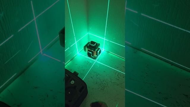Лазерный уровень 4D 16 линии 360° смотреть онлайн