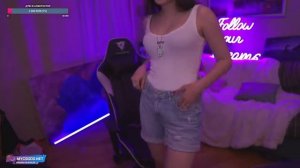 Большие сисечки EKATZE | новая маечка