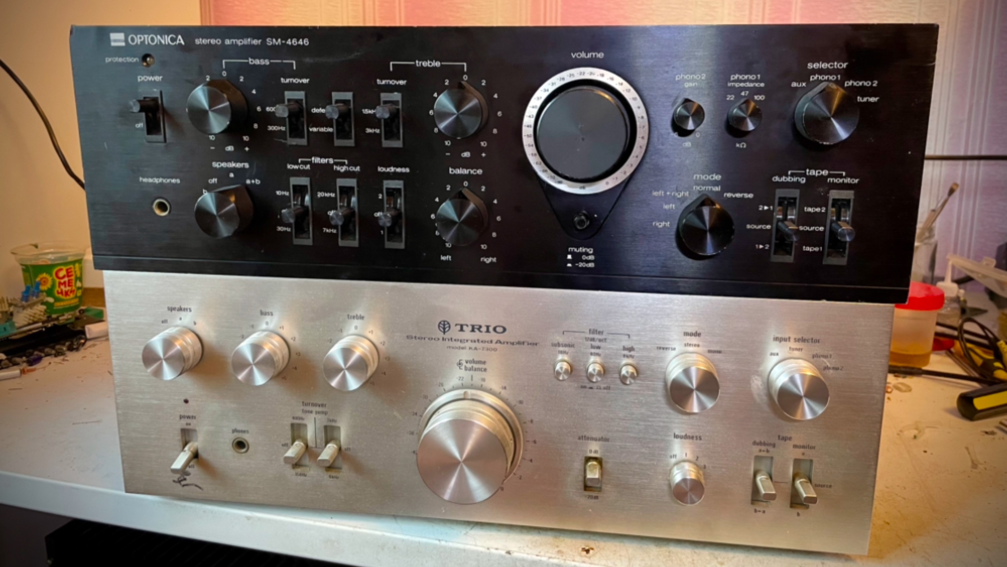 Optonica Sm-4646 Vs Trio Ka-7300