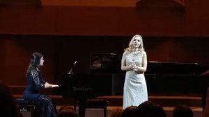 Александр Вертинский - Романс "Среди миров, в мерццании светил"