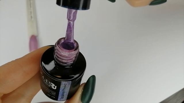 Гель-лаки Vogue Nails: "Ритмичный джаз", "Городской романс" смотреть онлайн