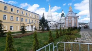 Свято-Троицкая Сергиева лавра. Где находятся мощи Сергия Радонежского? Храм Соловецких святых.