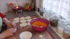 Пирожки с тыквой из слоеного теста!