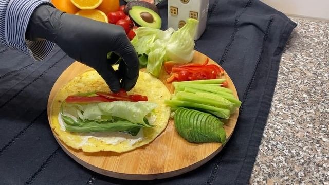 Яичный ролл полезный завтрак. Egg Roll Healthy Breakfast