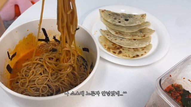 Eng[자취브이로그]김피탕 만들어먹고 면요리만 먹다가 한식땡겨서 고등어조림만드는 자취생, 콩국수, 평양냉면