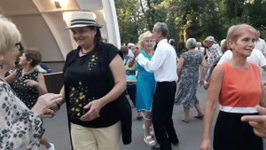 Ты меня свела с ума в эти белые  ночи!!!💃🌹Танцы в парке Горького!!!💃🌹Харьков 2021