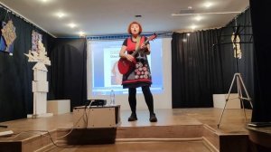 Концерт Ольги Чикиной, поэтессы и певицы