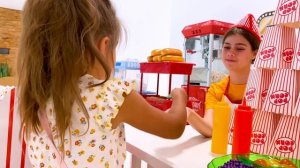 Веселые Челленджи и Смешные Истории для Детей с Настей Мией и Артемом