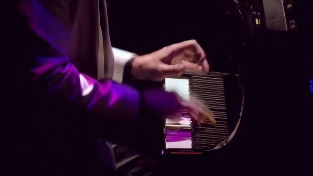 Гаррі Сетьян. «Полёт шмеля» смотреть онлайн