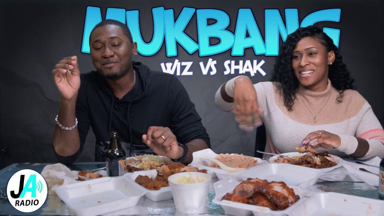 How Wiz & Shak Started DATING ~ Mukbang Challenge - Oxtail, Fried Chicken, B-B-Q Chicken смотреть онлайн