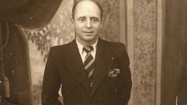 Твои глаза зелёные (романс) - Вадим Козин смотреть онлайн