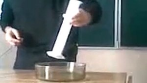 Разложение перекиси водорода.