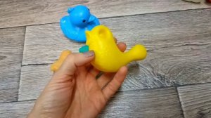 Советские пластиковые игрушки из Санкт-Петербурга.