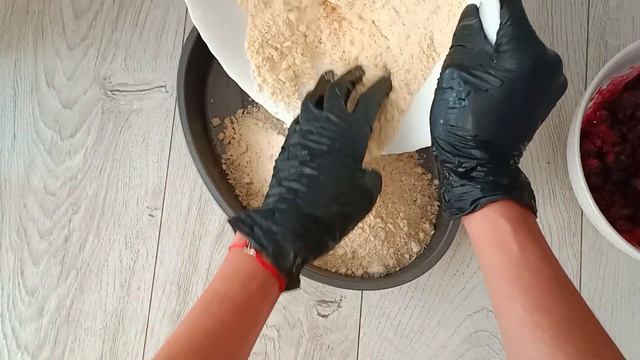 ягодный насыпной пирог