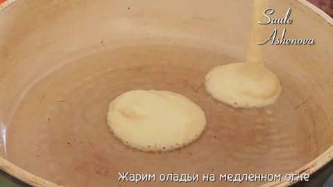 Пышные ОЛАДЬИ на кефире.