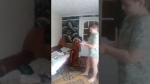 простите что я в трусах просто не успел надеть шорт😅😅