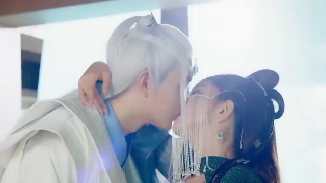 🍬【Full Movie】性感女医生穿越古代，拯救落难小王妃🍬丑女医妃1-2季 #中國電視劇 #甜劇 #愛情 #熱播電視劇 #china
