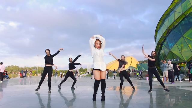 Cover dance in public. Cover dance in public