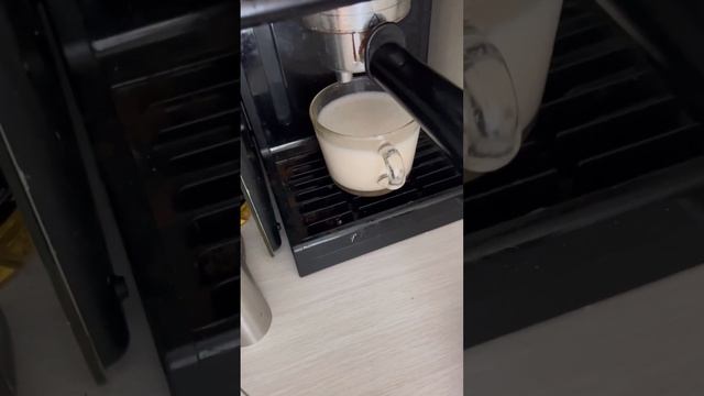 Немолоко к кофе смотреть онлайн