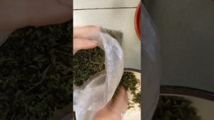 Ferment carrot tops#tea#ферментируем морковную ботву для чая.