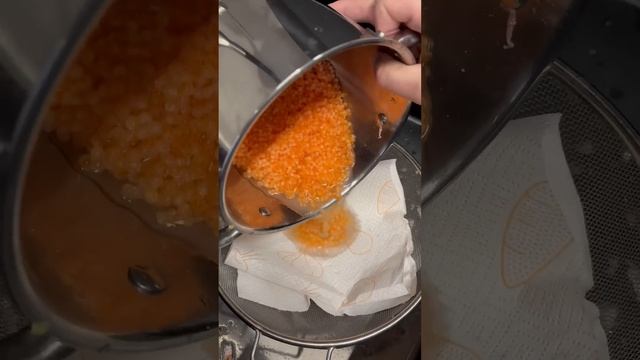 Как засолить красную икру! #готовимдома #краснаяикра #рецепты