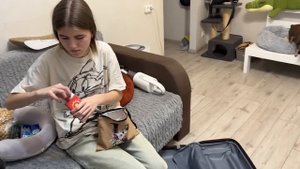 Сборы в Италию. Покупки в дорогу. Собираем чемодан. Возвращение друзей и обновка для яиц.