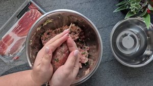ВРОДЕ ВСЕ ТАК ПРОСТО А ВЫХОДИТ ВКУСНО люля-кебаб шашлыки из фарша котлеты в беконе праздничный сто