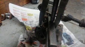 4х поршневой суппорт. Как вытащить поршень?