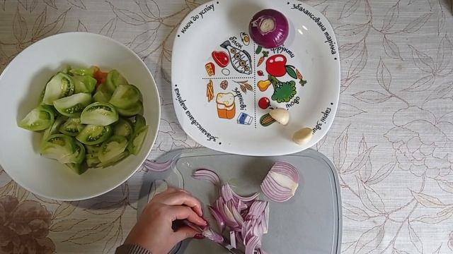 Салат из зелёных помидор 🥗