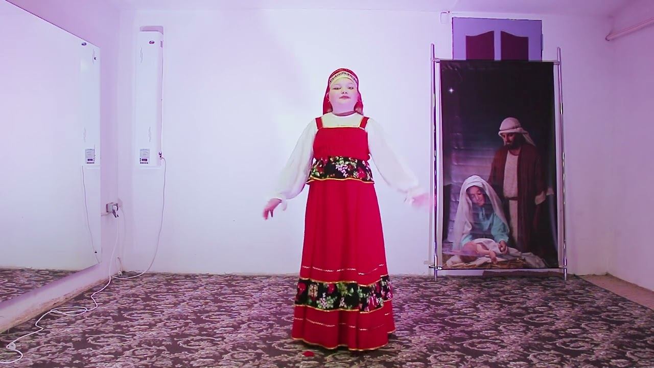 Русская народная песня "А я чайничала" Деньгина Алёна, 10 лет