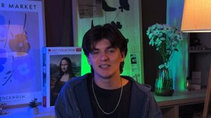 ОНА не видела ЛЮДЕЙ | Мальчика воспитали ВОЛКИ?