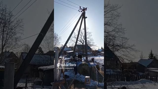 Играет весеннее солнце