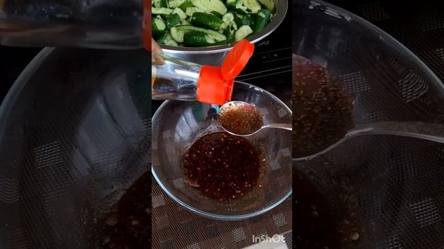 БИТЫЕ огурчики🥒🥒🥒 #огурец #чеснок #быстраязакуска #азиатскаякухня#салатизогурцов