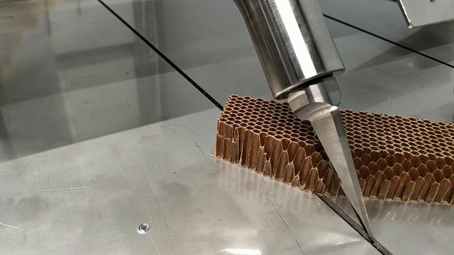 Ultrasonic composite cutting of aramid fiber смотреть онлайн