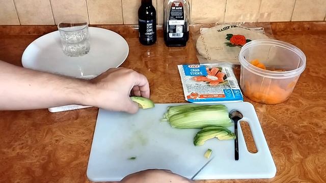 СПРІНГ-РОЛИ З КРАБОВИМИ ПАЛИЧКАМИ ТА ОВОЧАМИ