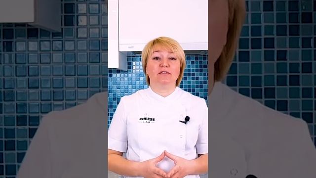 Как приготовить сыр из кефира и творога  #домашнийсыр #сыроделие