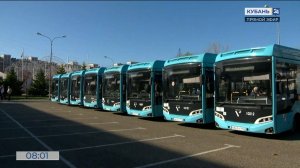 Более 30 новых автобусов за 421 млн рублей вышли на маршруты Сочи